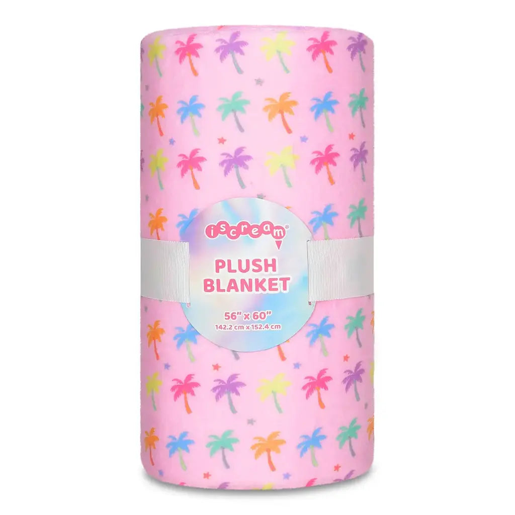 Palm Paradise plush blanket for kids at summer camp

Sleepaway camp essentials cozy bunk blanket

Bunk life plush blanket Palm Paradise design

Camp bedding gear super soft plush blanket