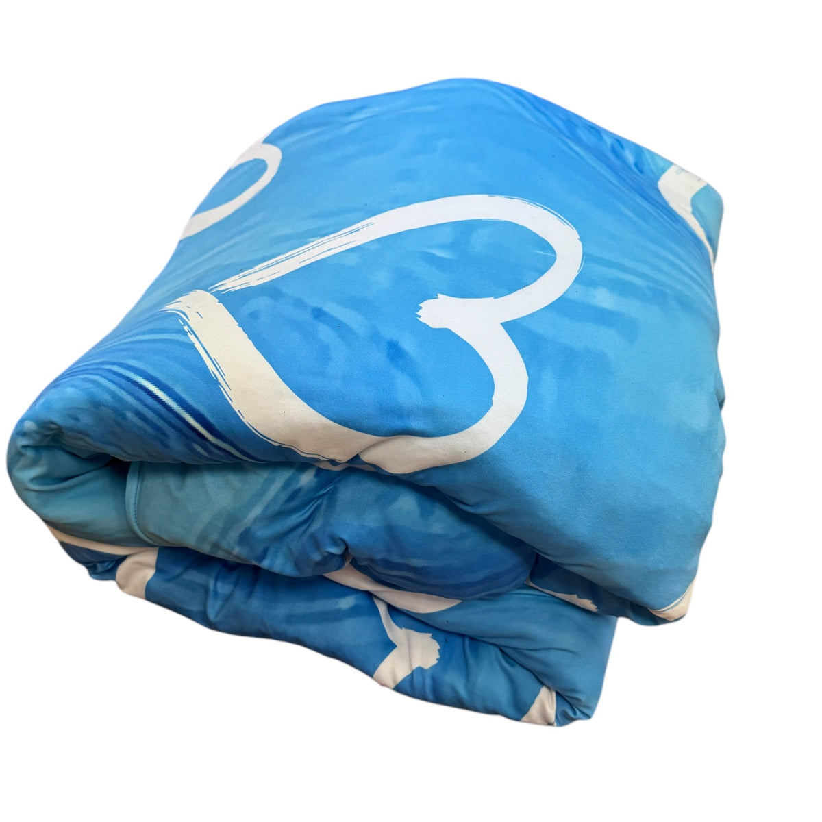 Light Blue Painted Hearts Reversible Reversible Camp Comforter – Soft, Washable, Camp-Ready