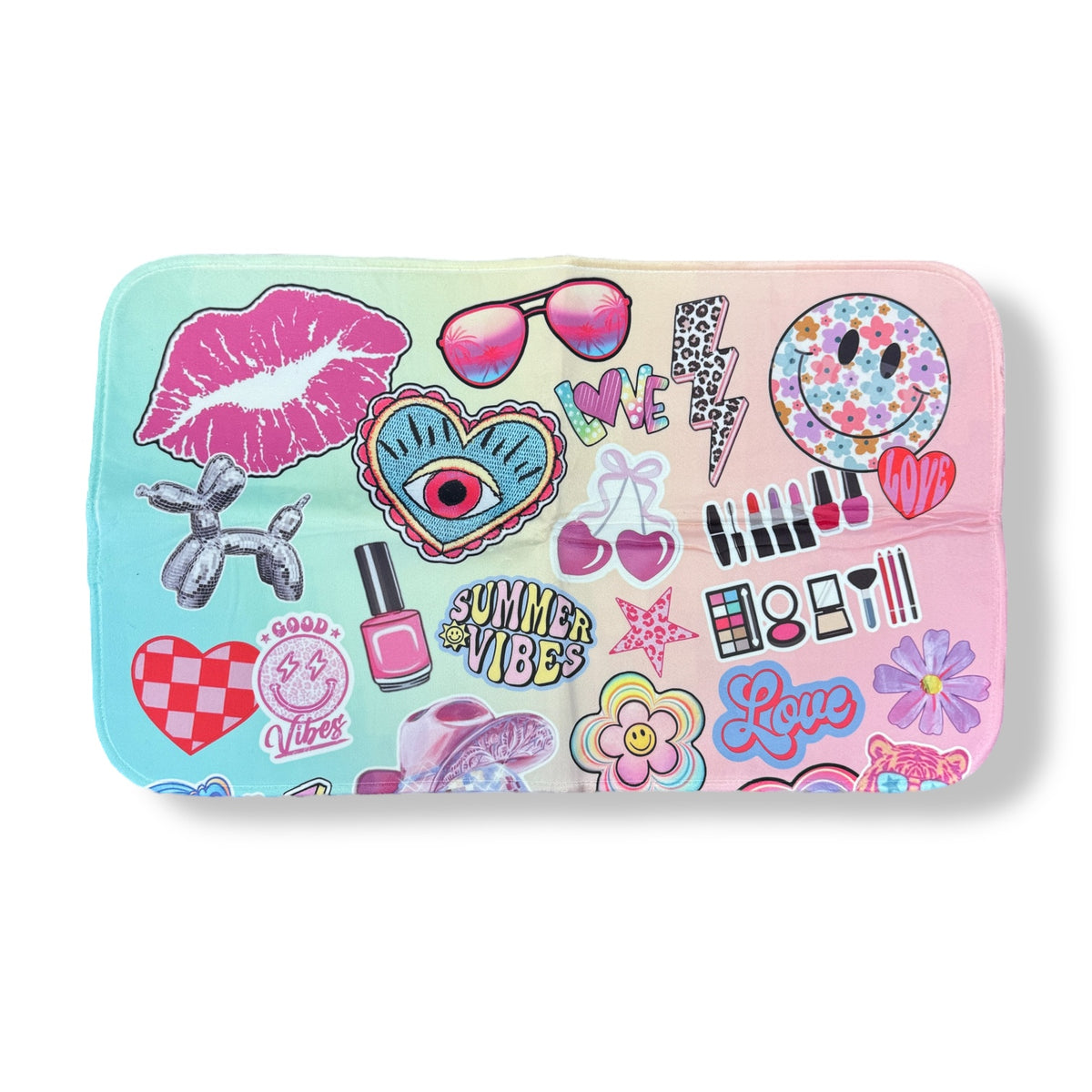 Pretty Preppy Mat – Soft, Washable, Camp-Ready