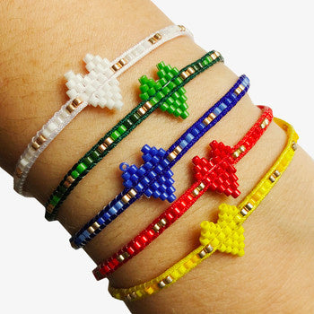 Camp Heart Beaded Bracelet - Bee Bee Designs